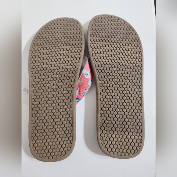 Club Room Men's flip Flops - Picture 2 of 4